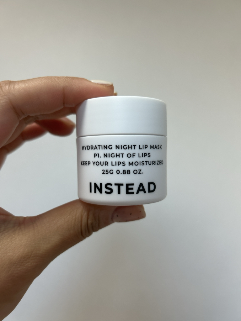 Real user review photo of HYDRATING NIGHT LIP MASK