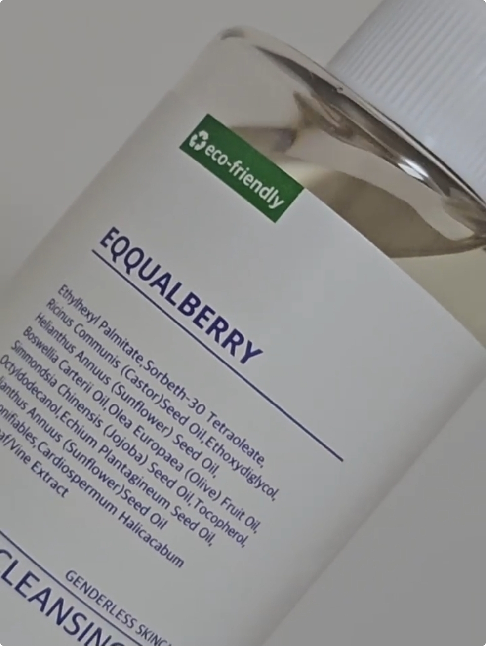 EQQUALBERRY SAUNA CLEANSING OIL review image