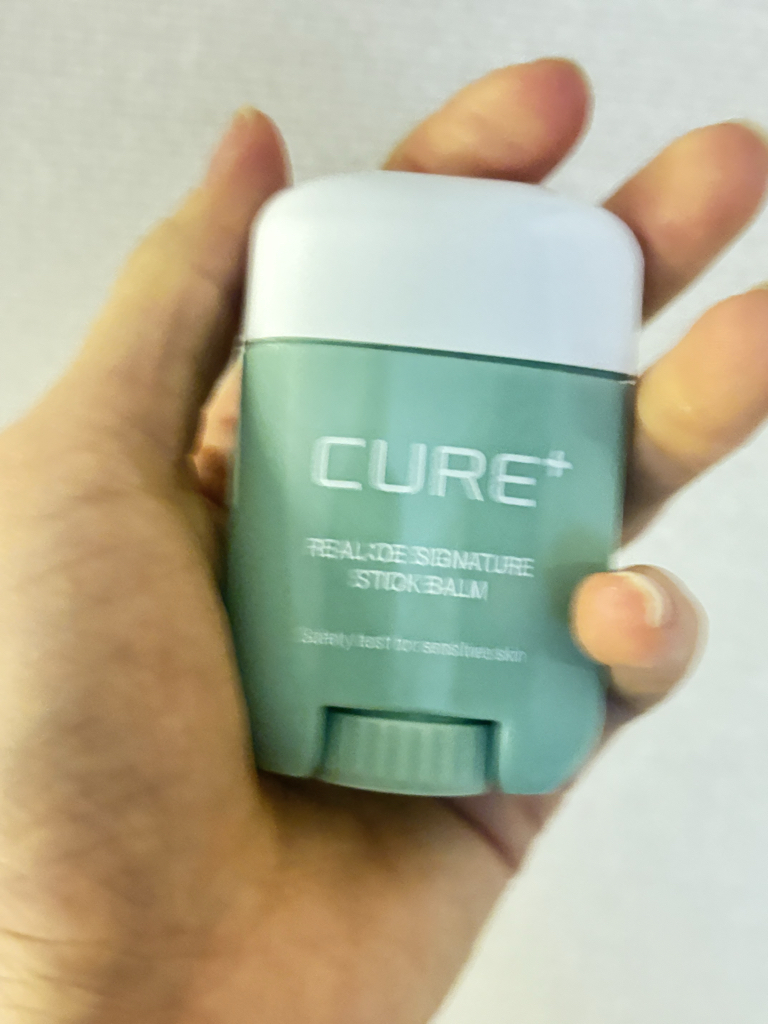 CURE 芦荟签名润唇膏 common.review image