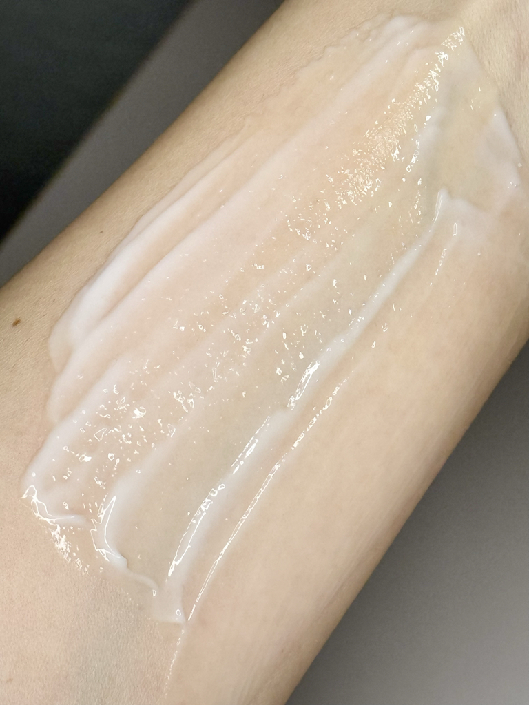 닥터지 (Dr.G) 더모이스처 배리어.D 리치덤 바디로션 review image