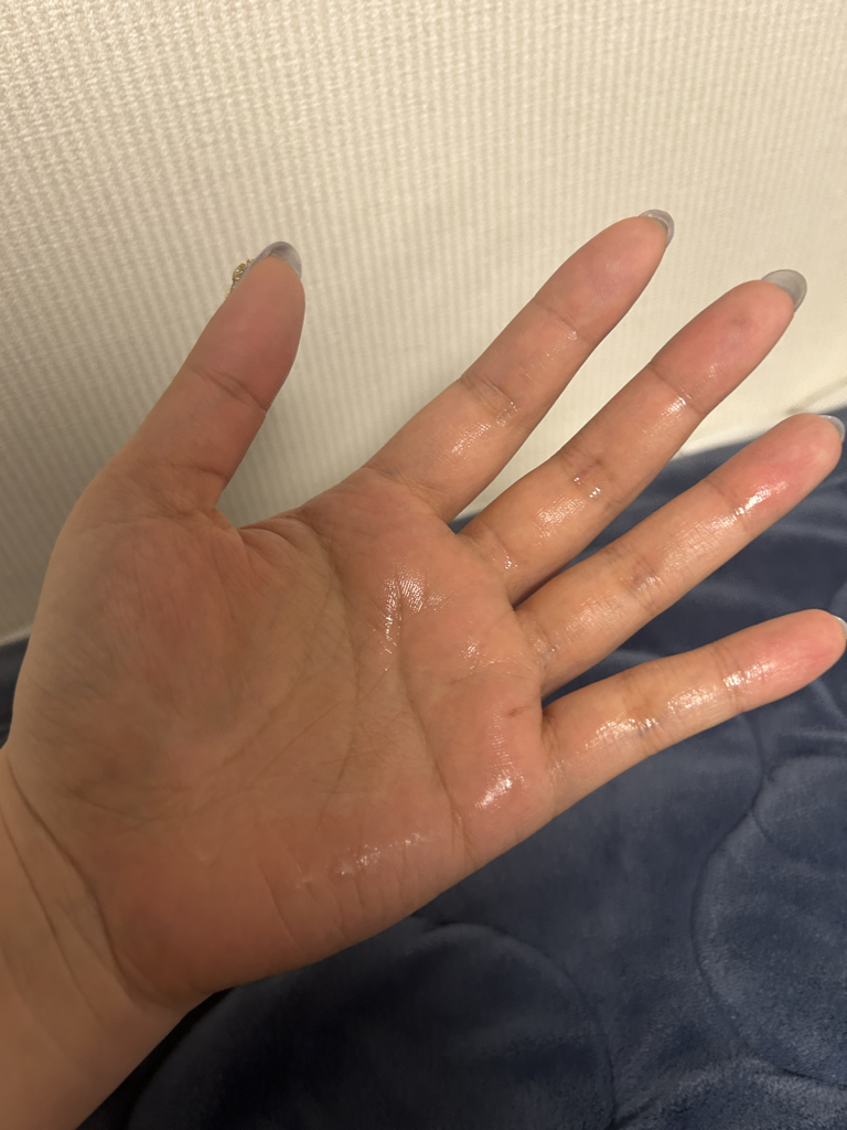 柔和的色调的真实用户使用照片