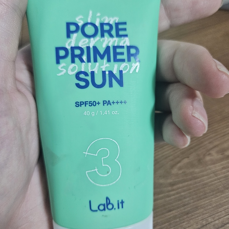 防晒隔离霜 [SPF50+/PA++++]的真实用户使用照片