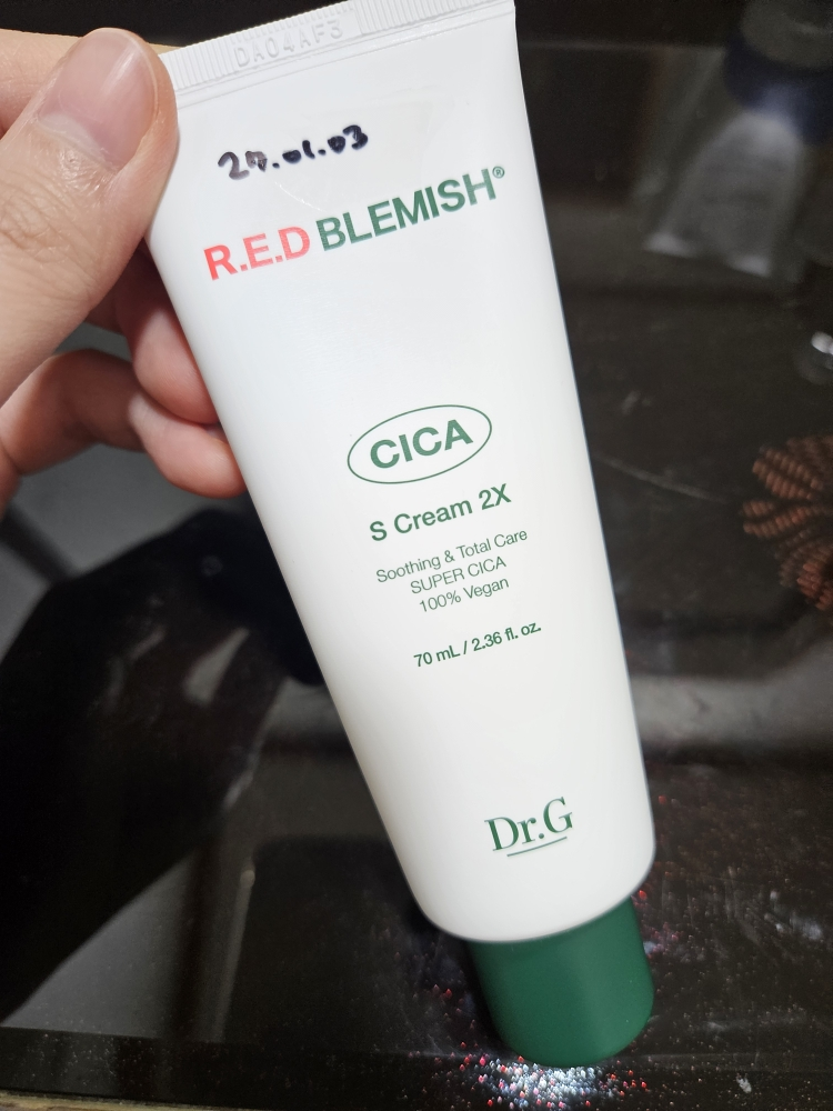 红色痤疮修复S霜2X的真实用户使用照片
