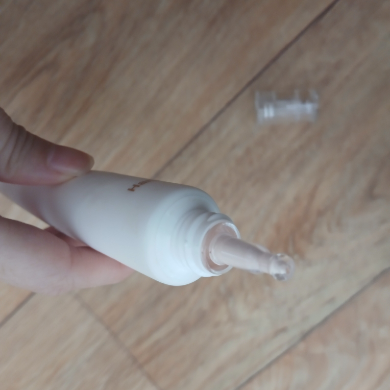 한스킨 (Hanskin) 누디씬 톤업 선크림 [SPF50+/PA++++] review image