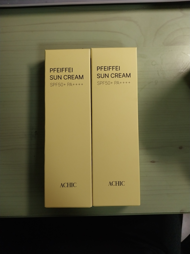 어시크 (ACHIC) 파히페 선크림 [SPF50+/PA++++] review image