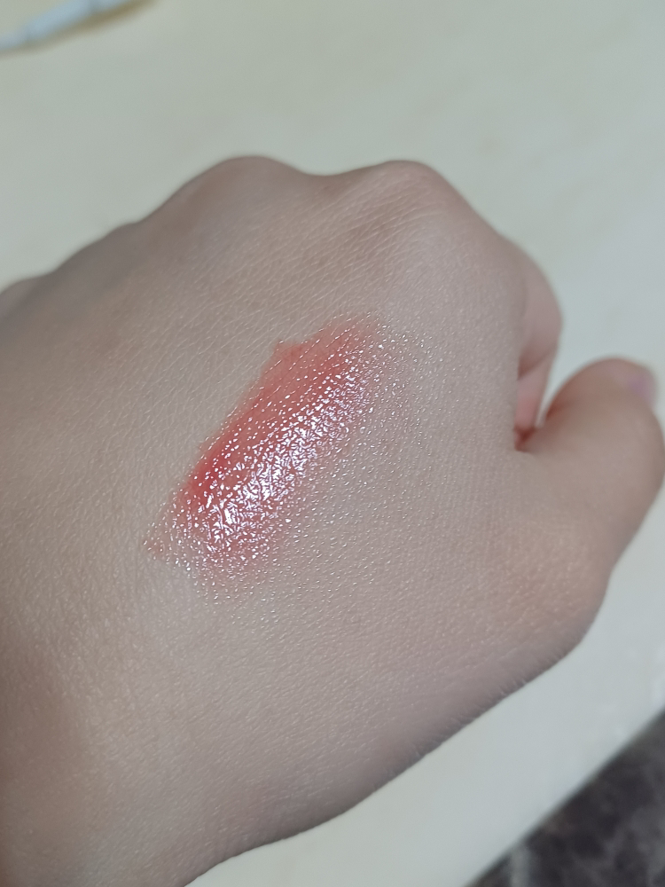 HOLIKAHOLIKA 心动熊果冻唇釉 [05 轻盈] common.review image