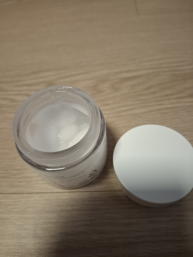 更简单的舒缓保湿霜的真实用户使用照片