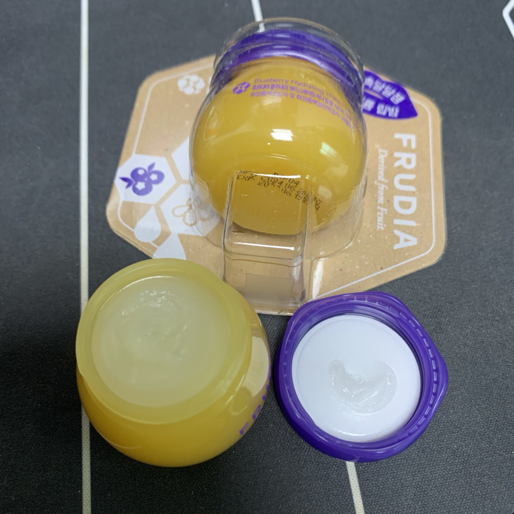 蓝莓保湿蜂蜜润唇膏的真实用户使用照片