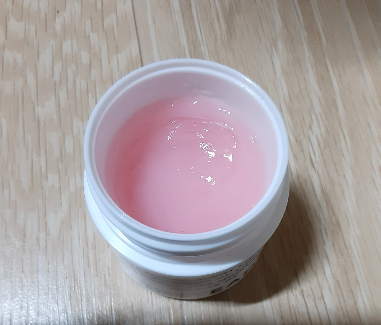 Real user review photo of HYDRATING NIGHT LIP MASK