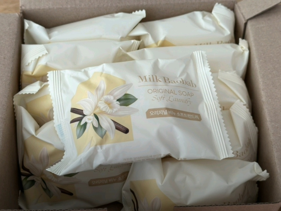 밀크바오밥 (MilkBaobab) 오리지널 비누 [라벤더가든] review image