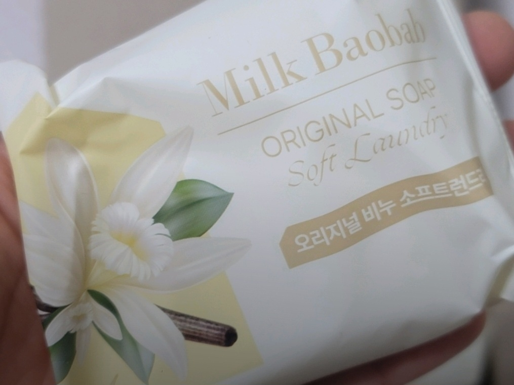 밀크바오밥 (MilkBaobab) 오리지널 비누 [라벤더가든] review image