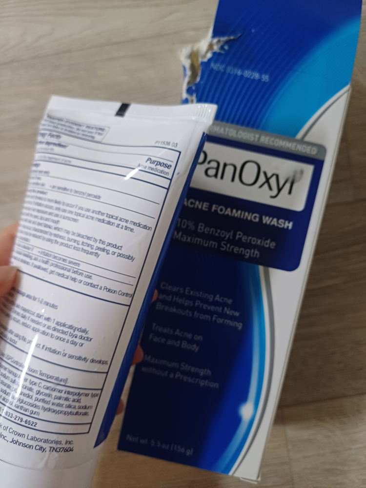 PanOxyl® (海外)祛痘泡沫洗面奶 含10%过氧化苯甲酰最大浓度 common.review image