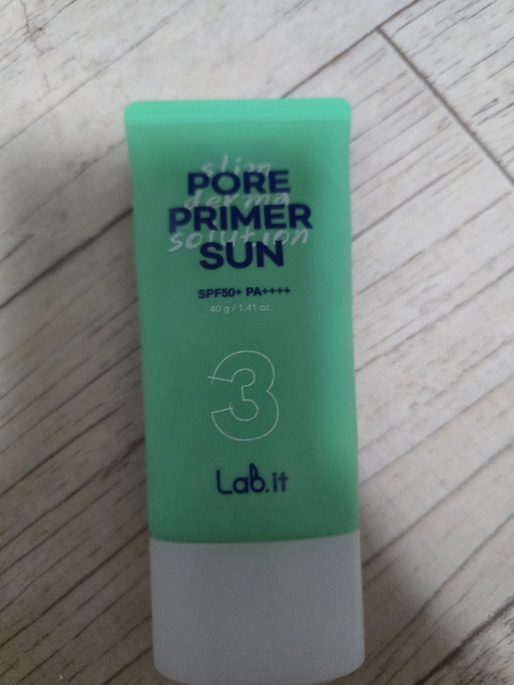 防晒隔离霜 [SPF50+/PA++++]的真实用户使用照片