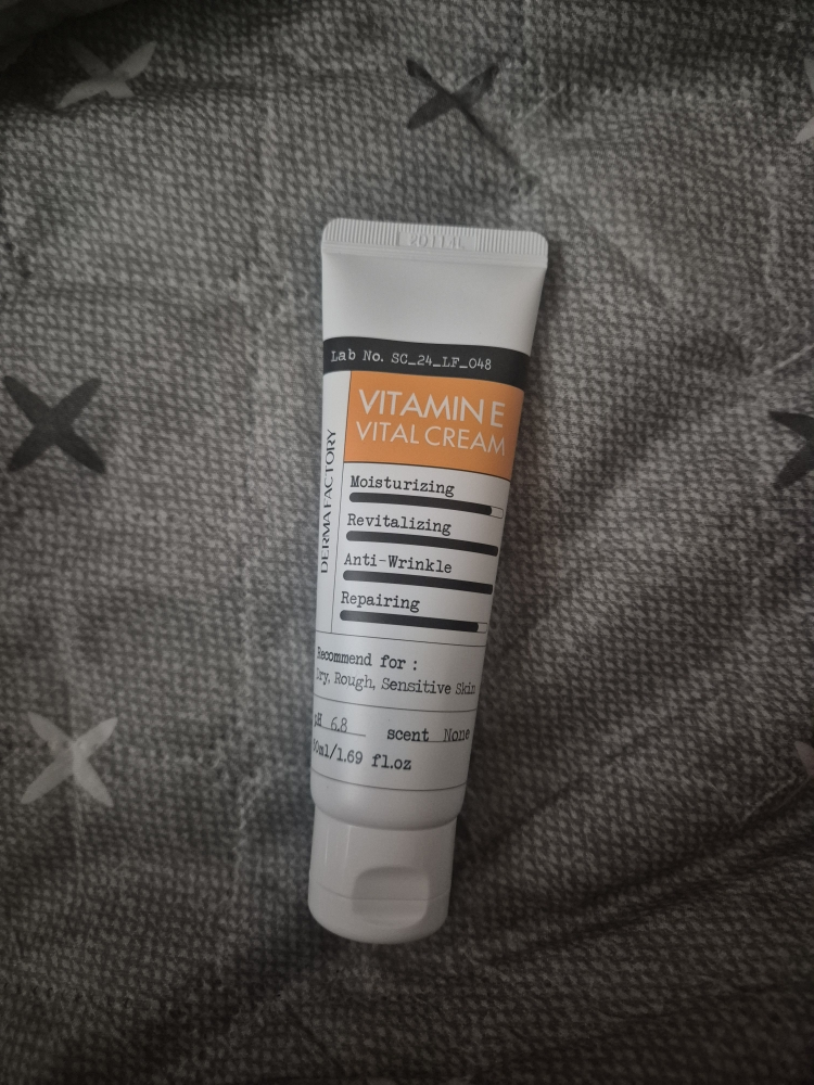 DERMAFACTORY 维生素E活力乳霜 common.review image
