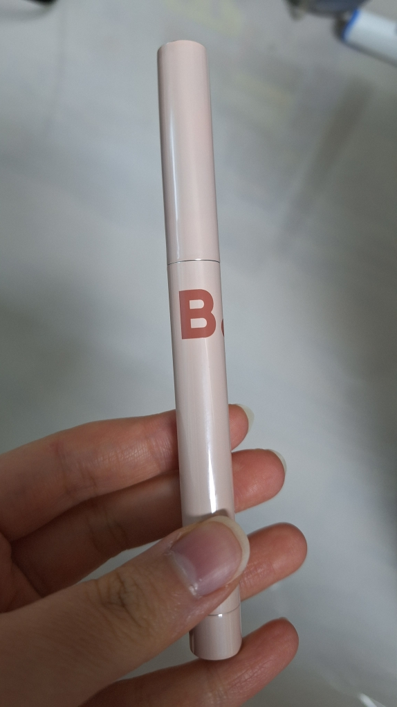 非香草 晕染唇笔 [BE02 Nude Beige] （2 英镑） common.review image