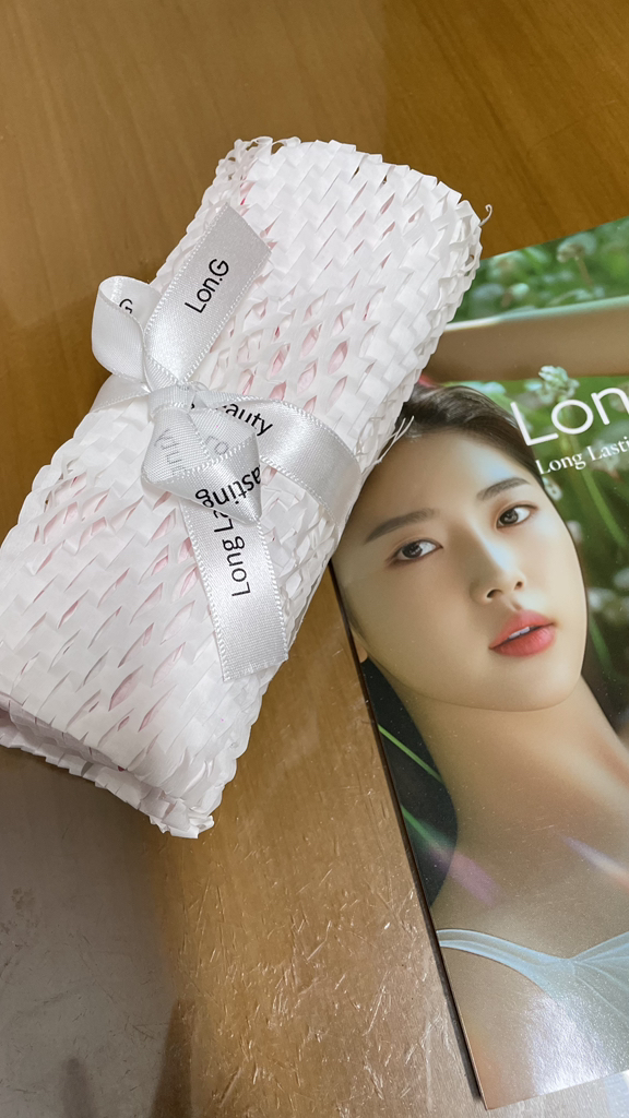 론지 (Lon.G) 자신감 부스팅 선크림 [SPF50+/PA++++] review image