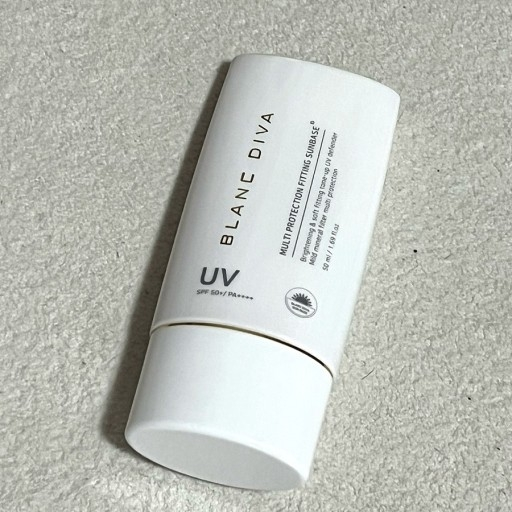 多重防护隔离底霜 [SPF50+/PA++++]的真实用户使用照片