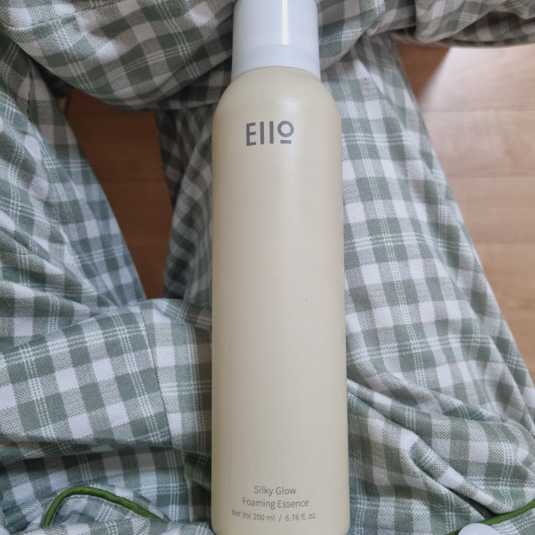 이아이오 (EIIO) 실키 글로우 포밍 에센스 review image