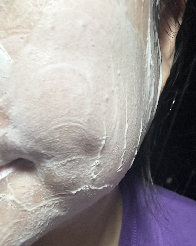 W.SKINLABORATORY 牛奶胶原蛋白大容量洁面乳 common.review image