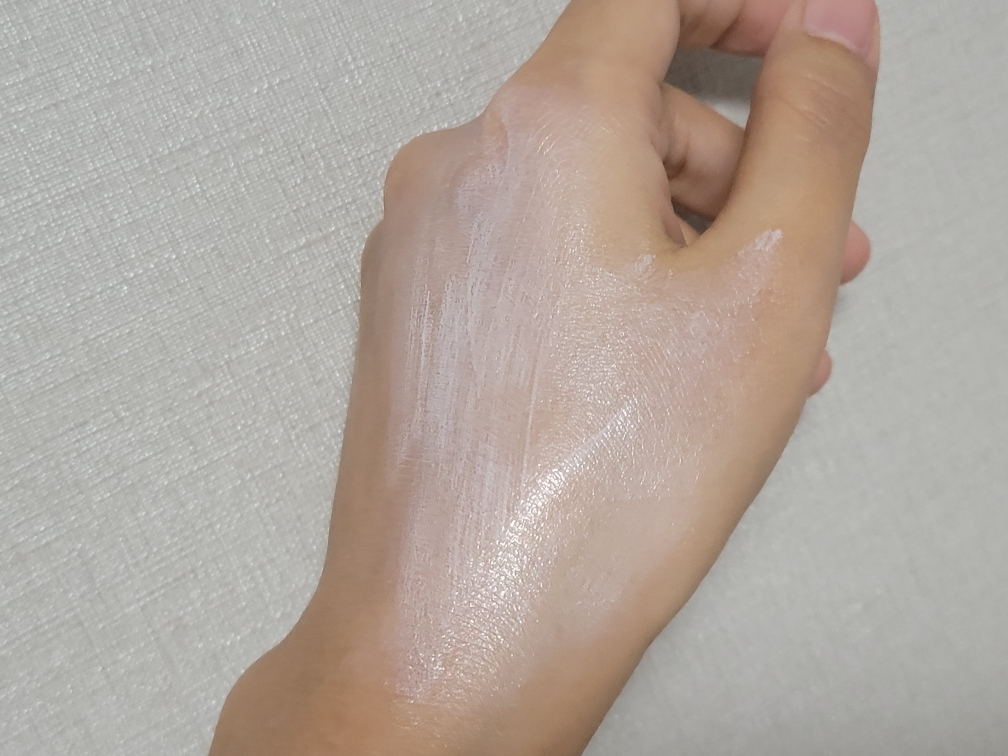 绿洲矿物保湿防晒霜 [SPF50+/PA++++]的真实用户使用照片