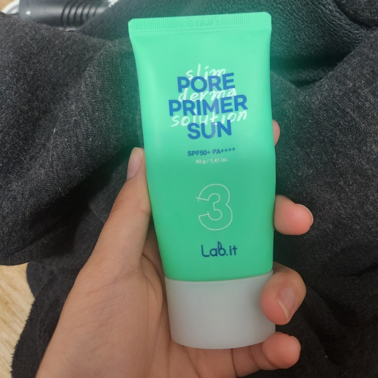防晒隔离霜 [SPF50+/PA++++]的真实用户使用照片