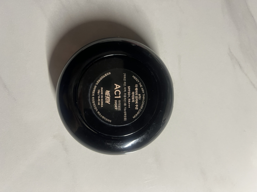 머지 (MERZY) 더 에어리 씬 커버 쿠션 [SPF50+/PA+++] [AC1 아이보리] review image