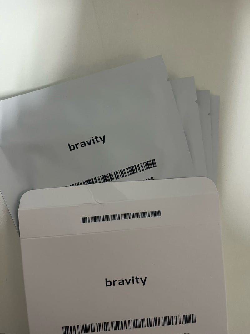 브래비티 (bravity) 더마콜라겐 마이크로홀 겔 마스크 review image