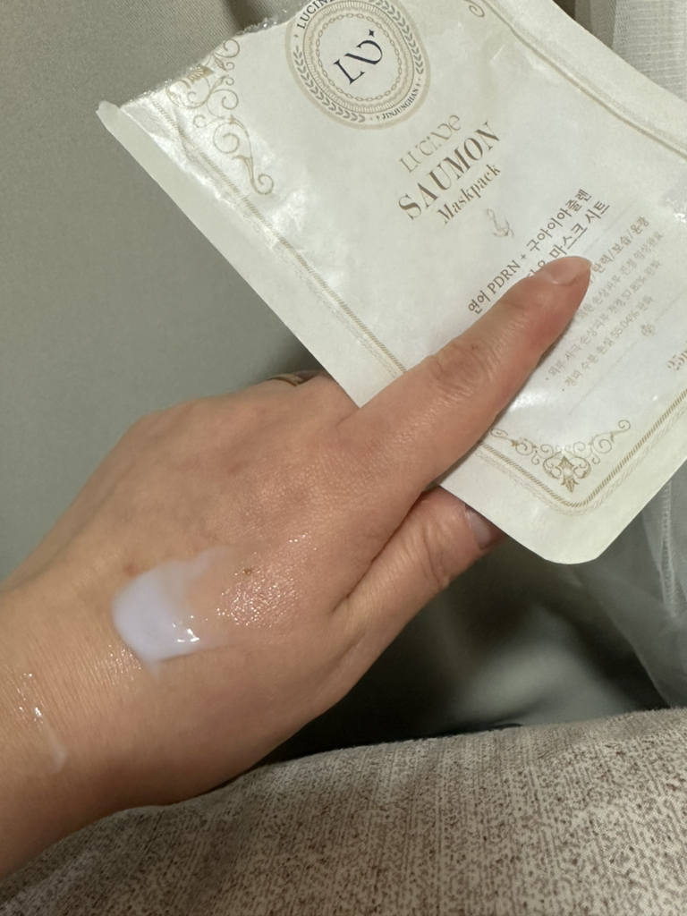 뤼산드 (LUCINDE) PDRN 연어 재생 마스크팩 review image