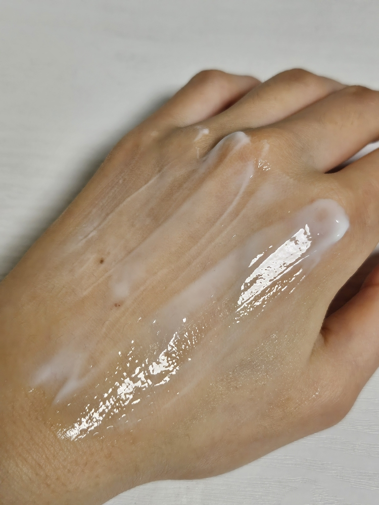 아트릭스 (atrix) 핸드 앤 네일 모이스춰라이저 review image