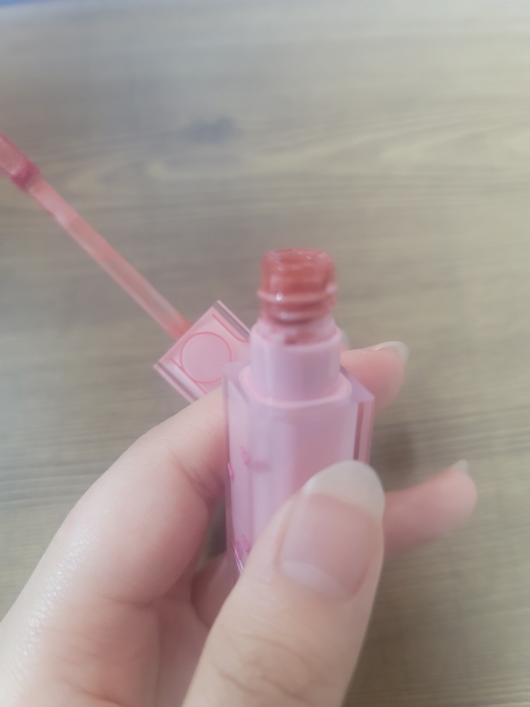 柔魅得 Whatever Girls Edition My Melody Dewy Pul Water Tint [No. 17 Mellow Sugar] common.review image