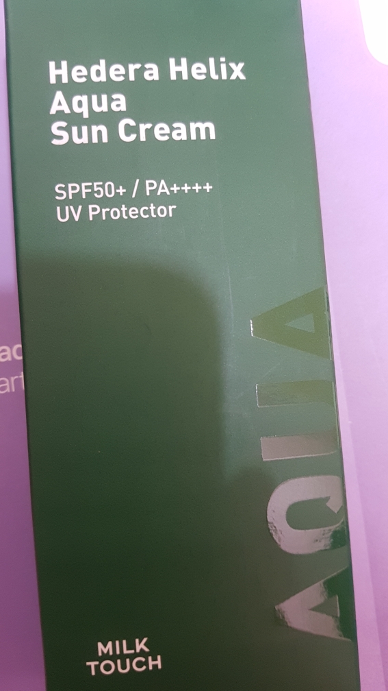 밀크터치 (MilkTouch) 서양송악 아쿠아 선크림 [SPF50+/PA++++] review image