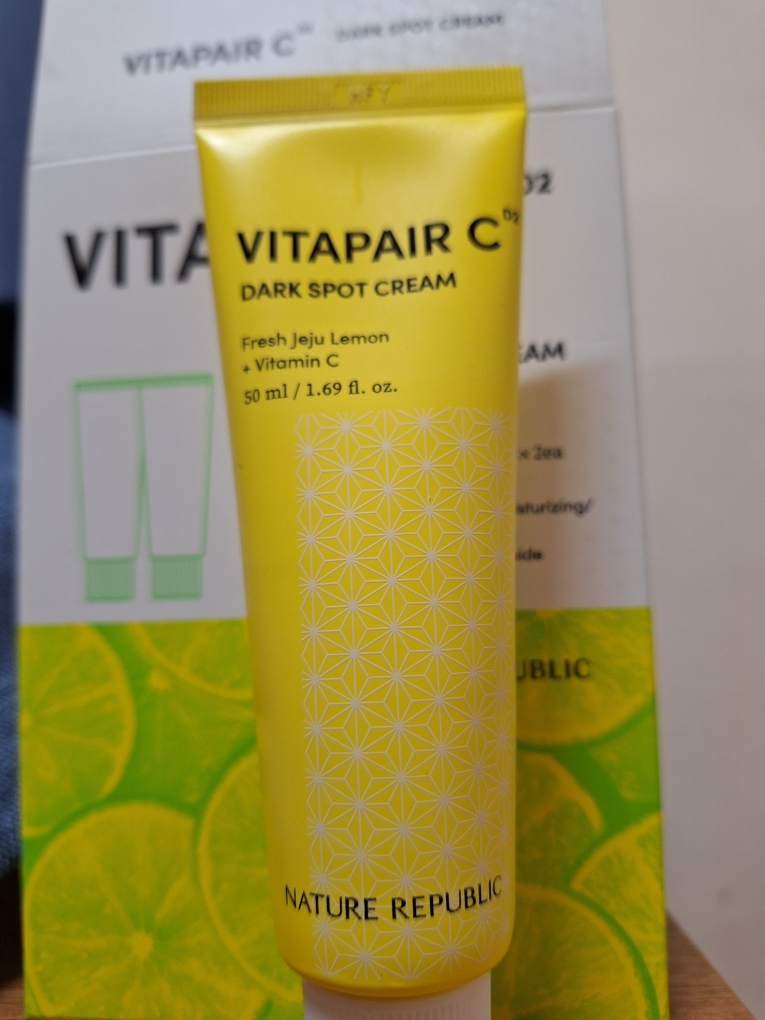 네이처리퍼블릭 (NATUREREPUBLIC) 비타페어C 잡티 크림 review image