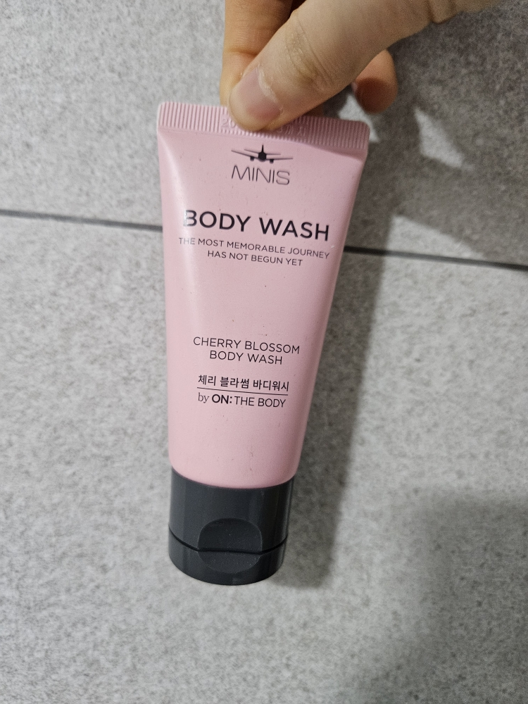 온더바디 (ON:THEBODY) 플라워 바디워시 [체리블라썸] review image