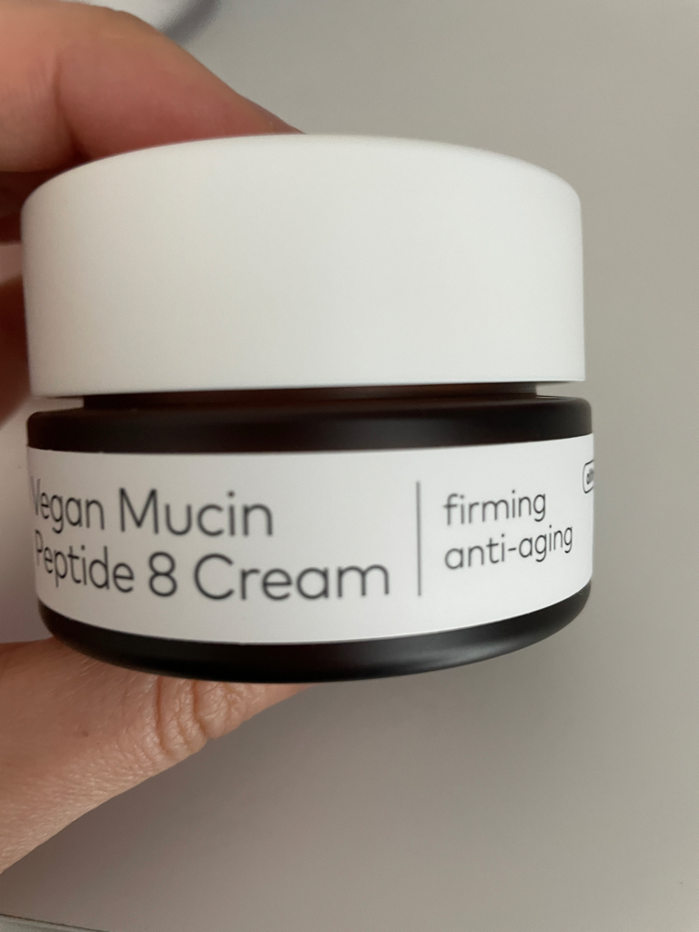 더페이스샵 (THEFACESHOP) 올티밋 비건 뮤신 펩타이드 8 크림 review image