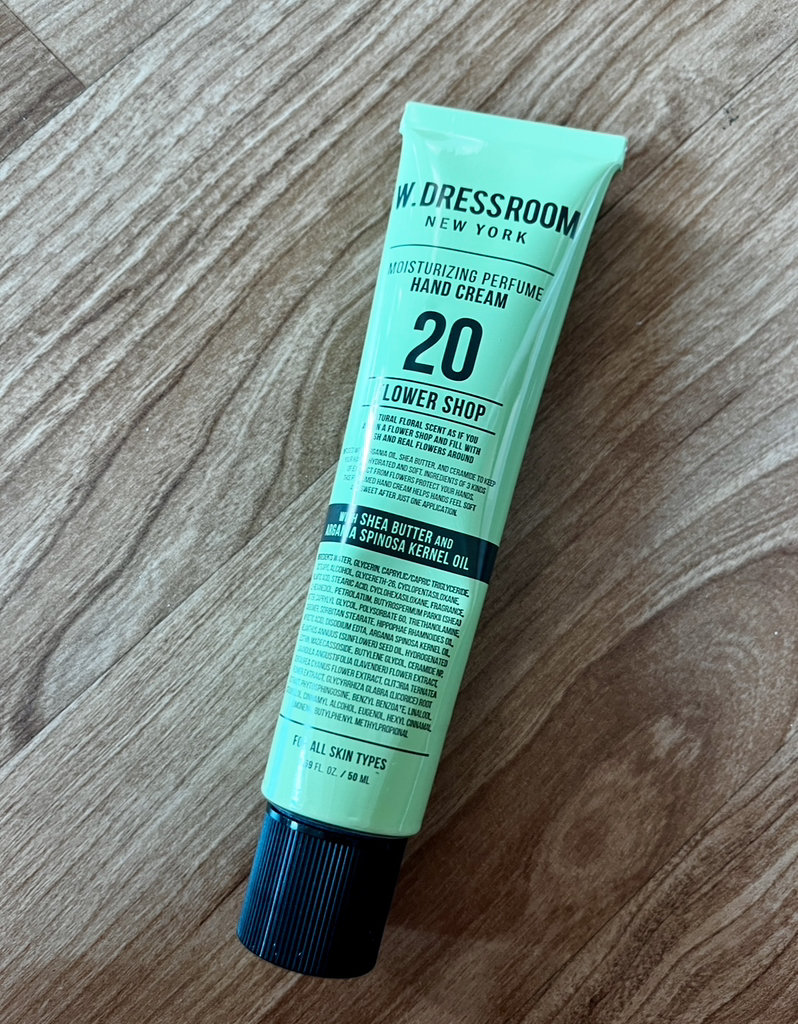 W.DRESSROOM 香水手霜 [No.20 花店] common.review image