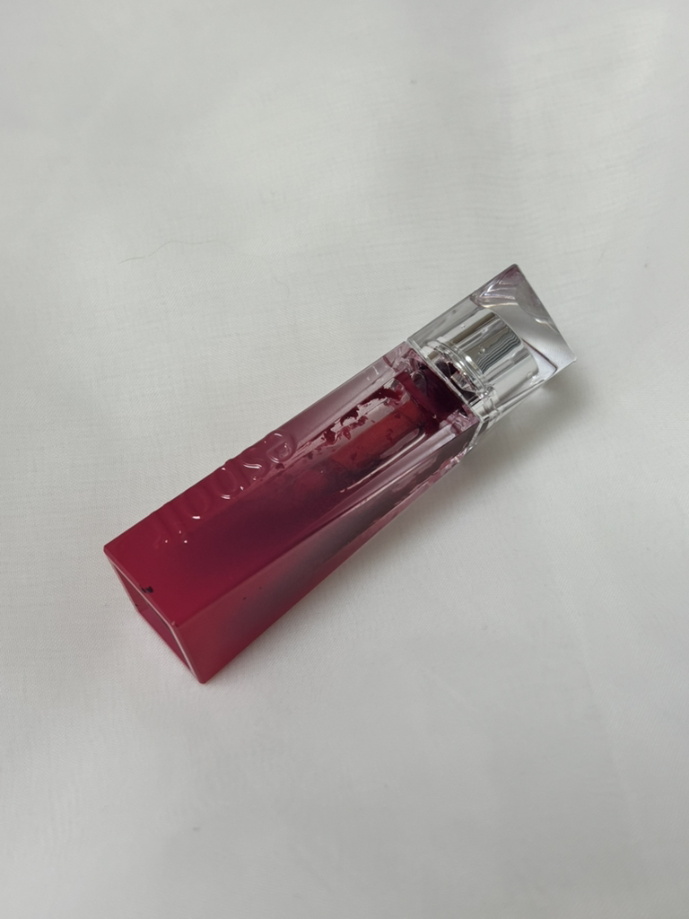 Couture 唇膏釉【4 号好时樱桃味的真实用户使用照片