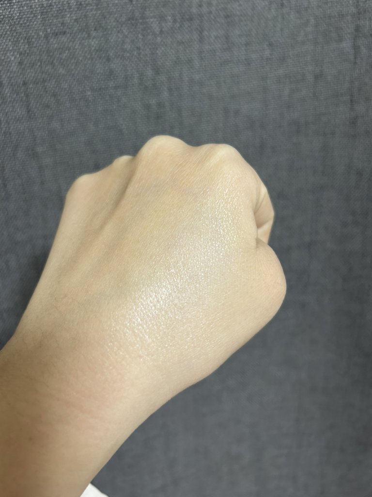 个人提亮气垫 [SPF30/PA++]的真实用户使用照片