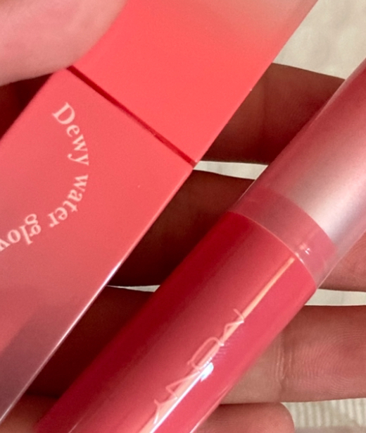 맥퀸뉴욕 (MACQUEENNEWYORK) 글로우 멜팅 립스틱 [누디애플] review image