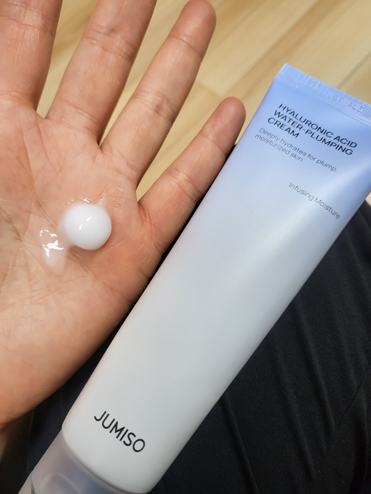 玻尿酸水润弹润面霜的真实用户使用照片
