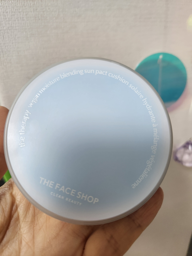 더페이스샵 (THEFACESHOP) 더테라피 비건 수분 블렌딩 선 팩트 [SPF50+/PA++++] review image