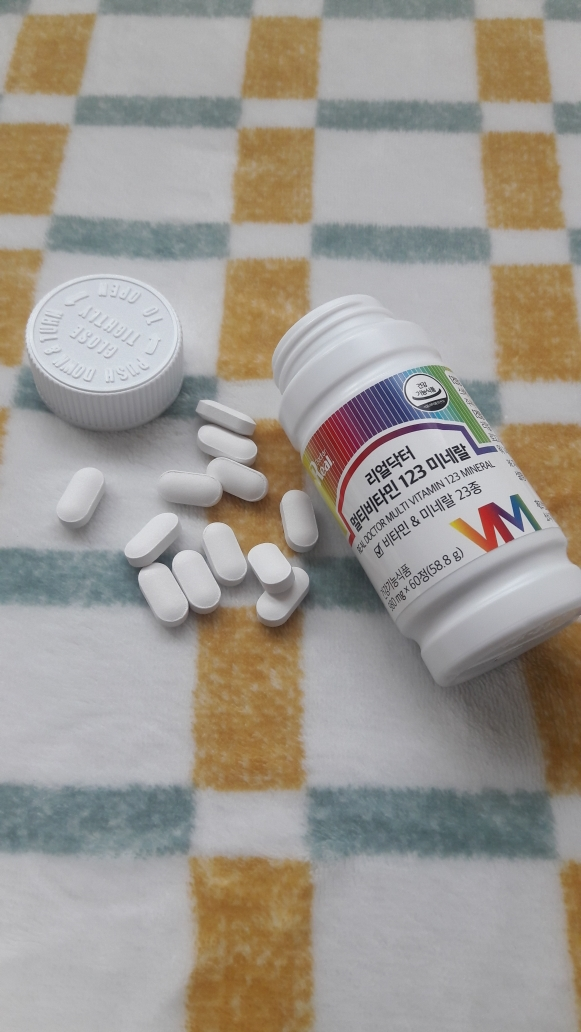 리얼닥터 (Real.Doctor) 멀티비타민 123 미네랄 review image