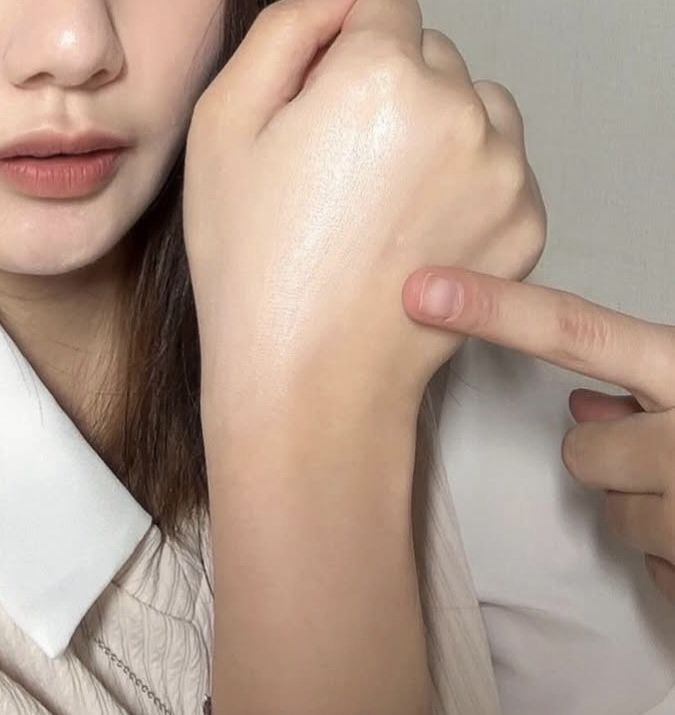MAYBELLINENEWYORK 粉底液 [01 淡粉色] common.review image