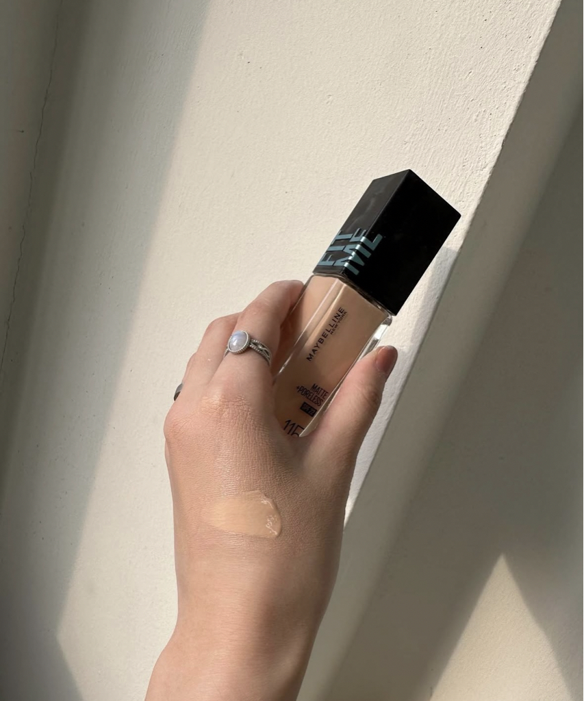 메이블린뉴욕 (MAYBELLINENEWYORK) 핏미 파운데이션 [SPF22] [115 아이보리] review image