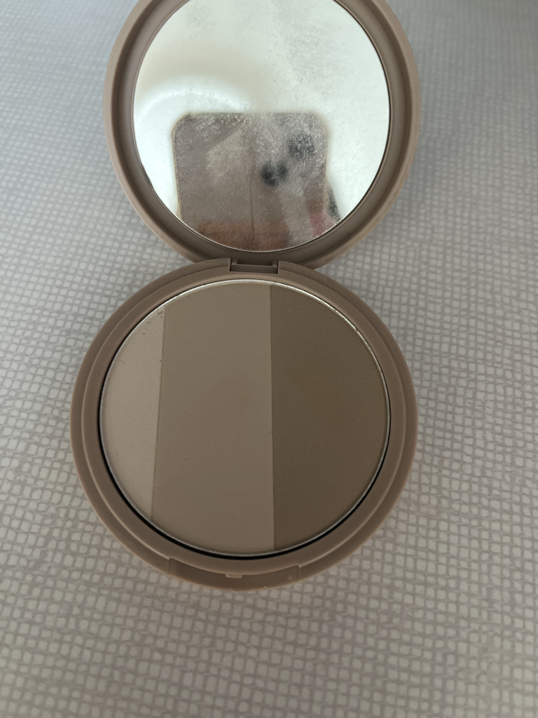 MACQUEENNEWYORK 假彩妆3色阴影 [米棕色] common.review image