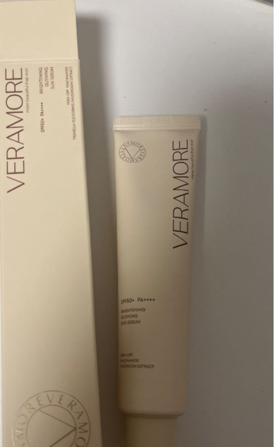 베라모어 (VERAMORE) 브라이트닝 광채 선세럼 [SPF50+/PA++++] review image