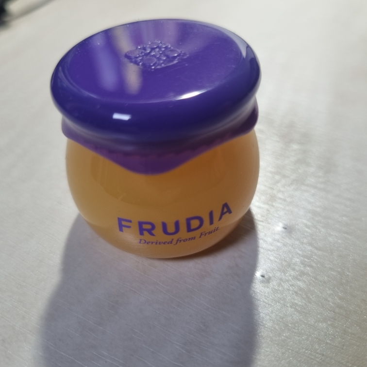 蓝莓保湿蜂蜜润唇膏的真实用户使用照片