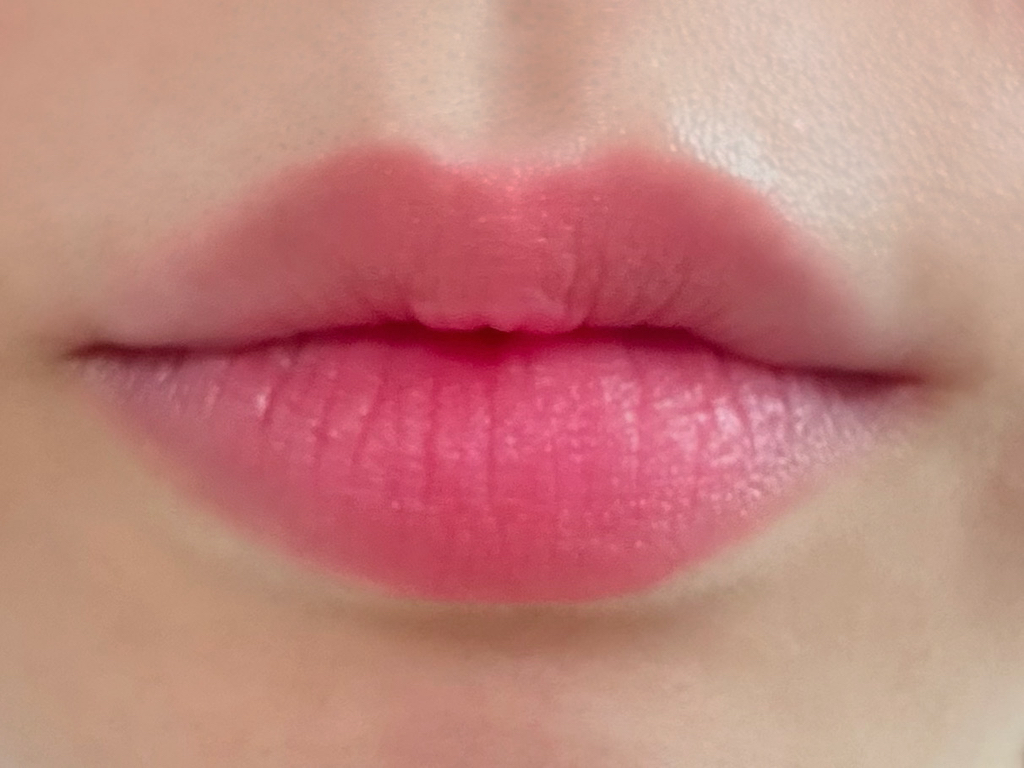 MAC Powder Kiss Liquid Lipcolour [Escandalo!] review image