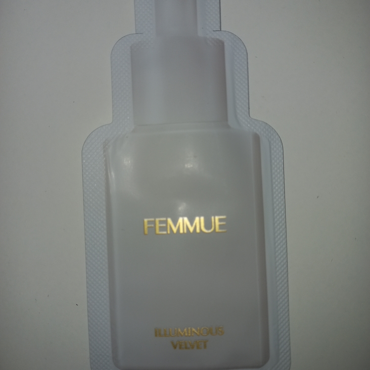 파뮤 (FEMMUE) 일루미너스 벨벳 review image