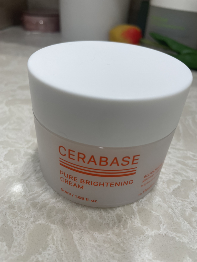 Cerabase 纯净美白霜的真实用户使用照片