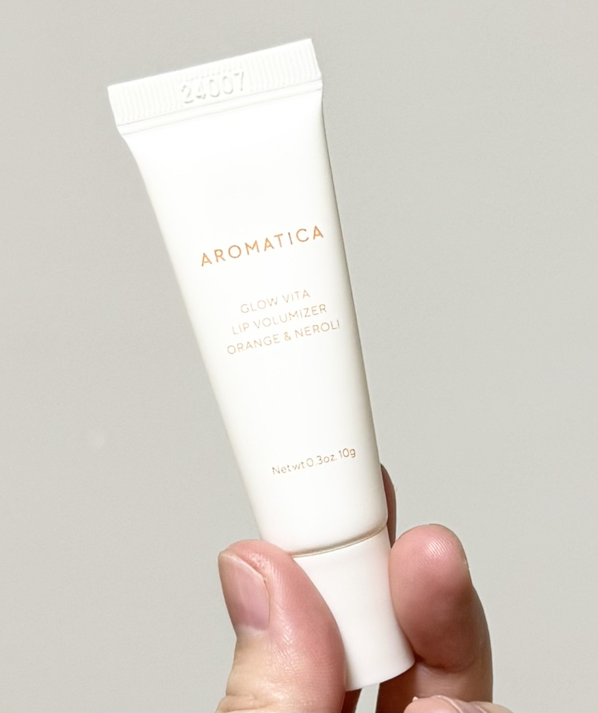 아로마티카 (AROMATICA) 글로우 비타 립 볼류마이저 오렌지 & 네롤리 review image